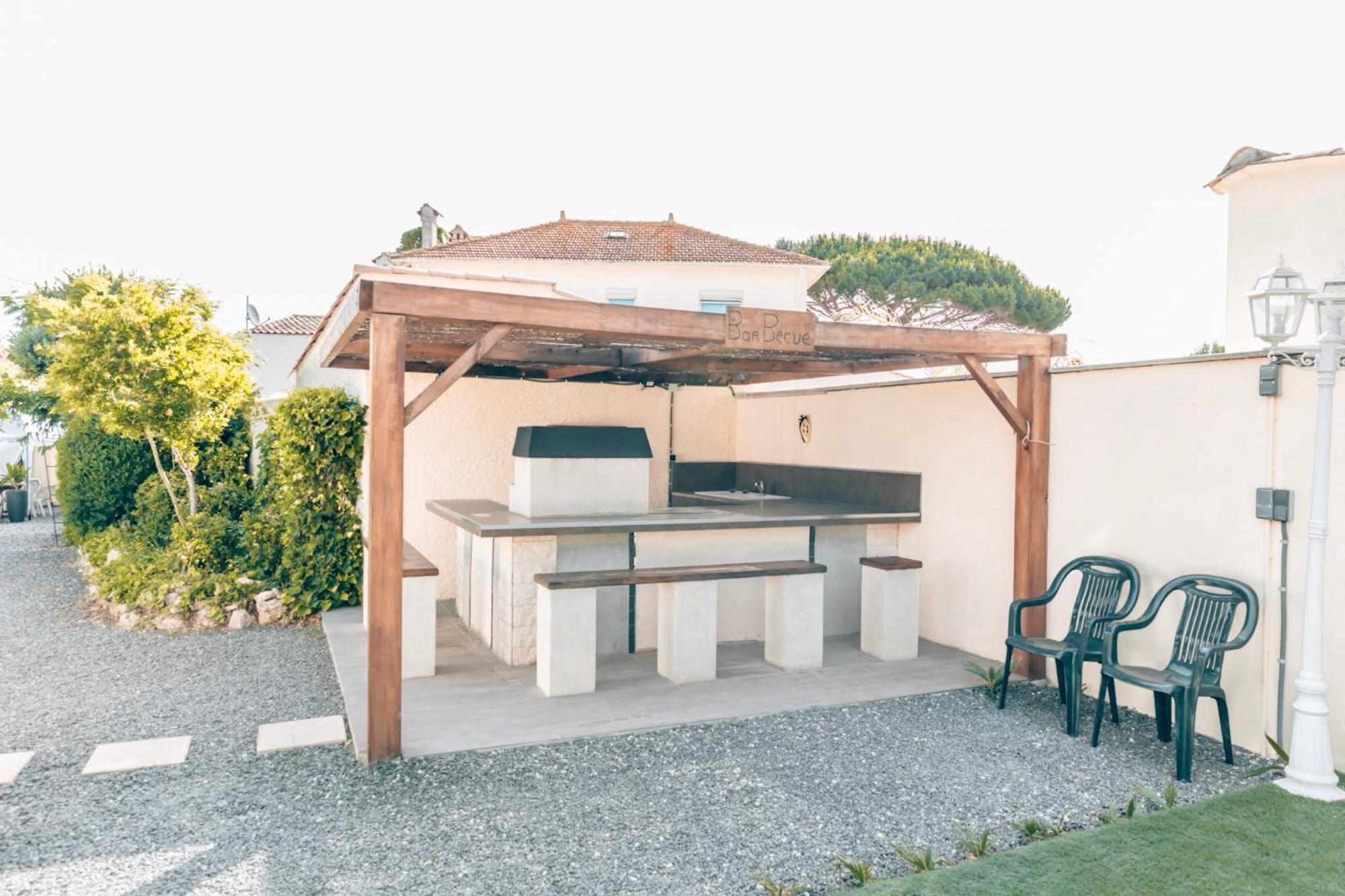 Reve D'Azur, Mazet En Bord De Mer, Parking, Piscine Partagee, Terrasse Bbq & Draps Inclus La Nartelle, 1 Salon, 1 Chambre, 1 Cuisine , 1 Sdb Sainte-Maxime Exterior foto
